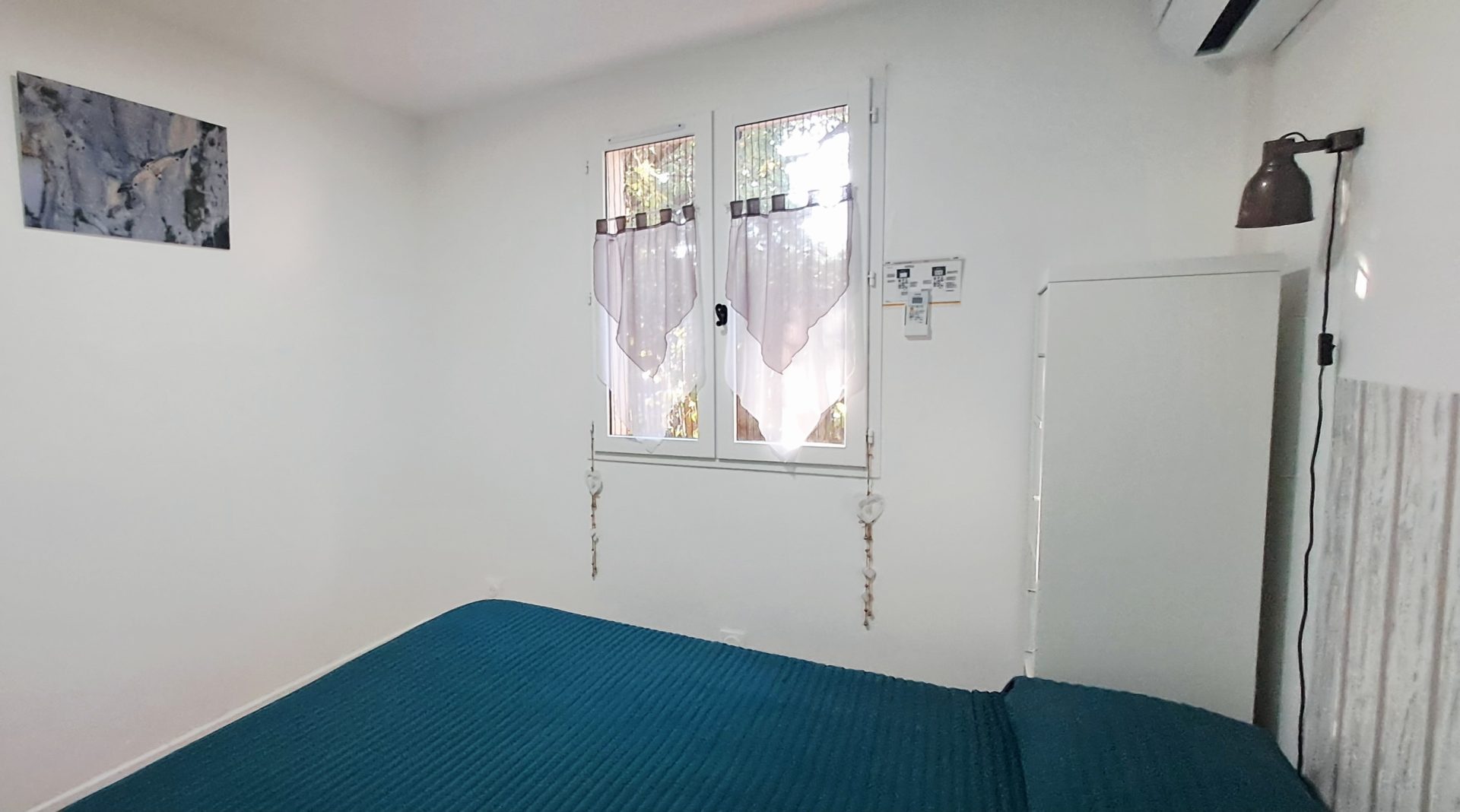 Chambre Soleillou lit en 160cm — Gîte Le Soleillou